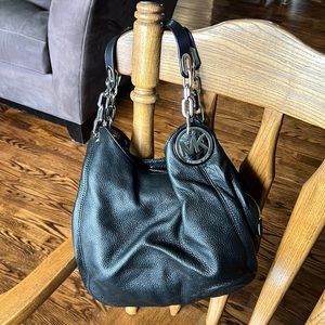 Heavy leather shoulder